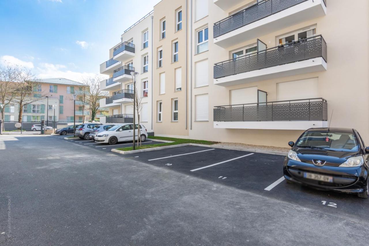 The Sunshine- Appart Cosy Proche Paris-Disney Avec Parking Prive Dans Residence Meaux Bagian luar foto